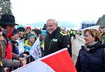 Zigtausende Fans sorgen für eine großartige Atmosphäre an der größten Naturflugschanze der Welt. Zigtausende Fans sorgen für eine großartige Atmosphäre an der größten Naturflugschanze der Welt.