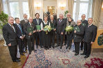 Neben der Überreichung der Ehrenmitgliedschaft an Franz Voves zeichnete LH Schützenhöfer acht weitere Persönlichkeiten mit dem Goldenen Ehrenzeichen der Historischen Landeskommission aus. © steiermark.at/Fischer; bei Quellenangabe honorarfrei Neben der Überreichung der Ehrenmitgliedschaft an Franz Voves zeichnete LH Schützenhöfer acht weitere Persönlichkeiten mit dem Goldenen Ehrenzeichen der Historischen Landeskommission aus.