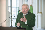 Landeshauptmann Hermann Schützenhöfer zeichnete die besten steirischen Musikerinnen und Musiker in der Aula der Alten Universität aus. © steiermark.at/Fischer; bei Quellenangabe honorarfrei