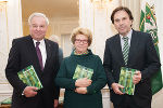 Landeshauptmann Hermann Schützenhöfer mit seinen beiden Amtsvorgängern Waltraud Klasnic und Franz Voves. © steiermark.at/Streibl; bei Quellenangabe honorarfrei Landeshauptmann Hermann Schützenhöfer mit seinen beiden Amtsvorgängern Waltraud Klasnic und Franz Voves.