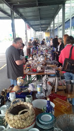 Der siebente Tierschutzflohmarkt lockte wieder zahlreiche Interessierte an. © Foto: Purzel&Vicky; bei Quellenangabe honorarfrei