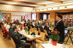 LH-Stv. Schickhofer dankte den Rotkreuz-Mitarbeiterinnen und -Mitarbeitern für ihren Einsatz.