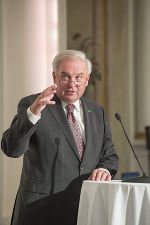 Landeshauptmann a.D. Franz Voves erhält Ehrenring der Steiermark