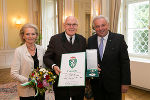 Honorarkonsul Gerhard Franz mit Gattin und LH Hermann Schützenhöfer 