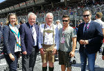 Gute Stimmung am Red Bull-Ring: Landesrätin Barbara Eibinger-Miedl, Landeshauptmann Hermann Schützenhöfer, Red Bull-Motorsportchef Helmut Marko, Skistar Marcel Hirscher und Vizekanzler Heinz-Christian Strache (v.l.)