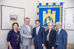 LR Ursula Lackner, Bgm. von Lemberg Andrij Sadowyj, österreichische Botschafterin Hermine Poppeller, LH-Stv. Michael Schickhofer und Hon. Konsul Fritz Möstl. © Fotos: Land Steiermark; bei Quellenangabe honorarfrei LR Ursula Lackner, Bgm. von Lemberg Andrij Sadowyj, österreichische Botschafterin Hermine Poppeller, LH-Stv. Michael Schickhofer und Hon. Konsul Fritz Möstl.