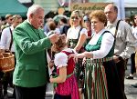 Landeshauptmann Hermann Schützenhöfer freute sich über den Erfolg des Aufsteirens, das auch heuer wieder Jung und Alt  in die Grazer Innenstadt lockte. ©      