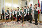 Das Jugendmännerensemble 'Green Guys' vom 'hib.art-Chor' sorgte für die stimmungsvolle Umrahmung des Minister-Empfangs. © Foto Fischer; bei Quellenangabe honorarfrei Das Jugendmännerensemble 'Green Guys' vom 'hib.art-Chor' sorgte für die stimmungsvolle Umrahmung des Minister-Empfangs.
