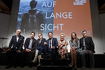 Ein Abend im Zeichen der Zukunft: Matthias Horx, Michael Ortner, Katharina Schlager, LH-Stv. Michael Schickhofer, Christine Brunnsteiner, Moderatorin Claudia Aichhorn und Florian Hampel (v.l.) diskutierten in Graz. Ein Abend im Zeichen der Zukunft: Matthias Horx, Michael Ortner, Katharina Schlager, LH-Stv. Michael Schickhofer, Christine Brunnsteiner, Moderatorin Claudia Aichhorn und Florian Hampel (v.l.) diskutierten in Graz.