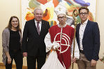 Stephanie Schebesch-Ruf (l.), Stefan Gmoser und Martin Hohl (3.u.4.v.l.) besuchten Landeshauptmann Hermann Schützenhöfer (2.v.l.) anlässlich des bevorstehenden Nikolotages  in der Grazer Burg. © steiermark.at/Streibl; bei Quellenangabe honorarfrei