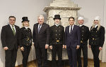 Überbrachten gute Wünsche für das Jahr 2019: Die Delegation der steirischen Rauchfangkehrer mit LH Hermann Schützenhöfer und LH-Stv. Michael Schickhofer © steiermark.at/Streibl; bei Quellenangabe honorarfrei