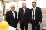 Post-Generaldirektor Georg Pölzl, Landeshauptmann Hermann Schützenhöfer und Post-Vorstandsmitglied Peter Umundum (v.l.) ©      