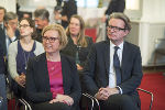 Rechnungshofpräsidentin Margit Kraker und Landesrat Christopher Drexler.