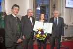 Josef Krainer, LH Hermann Schützenhöfer, Preisträgerin Pia Hierzegger und Gerald Schöpfer