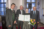 Josef Krainer, LH Hermann Schützenhöfer, Preisträgerin Vanja Subotic und Gerald Schöpfer.