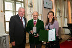 Schneidermeister Hubert Fink, der als Mineraliensammler auch mit dem Universalmuseum Joanneum zusammenarbeitet erhielt ebenfalls das Goldene Ehrenzeichen des Landes Steiermark. 