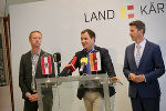 LH-Stv. Michael Schickhofer präsentierte gemeinsam mit dem Kärtner Landesrat Daniel Fellner (re.) und LH-Stv. Johann Tschürtz (li.) aus dem Burgenland Verbesserungen im Feuerwesen.  ©      