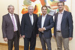 Landesfeuerwehrkommandant Reinhard Leichtfried, LH Hermann Schützenhöfer, LH-Stv. Michael Schickhofer, Landesfeuerwehr­kommandant-Stellvertreter Erwin Grangl (v.l.). © steiermark.at/Streibl; Verwendung bei Quellenangabe honorarfrei