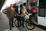 Steiermark Tourismus-Geschäftsführer Georg Bliem, Stadtrat Univ. Doz. Dipl.- Ing. Dr. Gerhard Rüsch, Landesrätin Mag. Kristina Edlinger-Ploder, Dr. Franz Suppan, Regionalmanager der ÖBB für den Personenverkehr