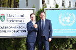 LH-Stv. Michael Schickhofer wünscht SIM-Campus GF Thomas Wegscheider viel Erfolg. © Fotos: Land Steiermark; bei Quellenangabe honorarfrei LH-Stv. Michael Schickhofer wünscht SIM-Campus GF Thomas Wegscheider viel Erfolg.