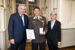 LH Hermann Schützenhöfer überreichte mit LT-Präs. Gabriele Kolar an Josef Semler das Goldene Ehrenzeichen