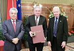 Verleihung der Rosthorn-Medaille im Wiener Ratshaus: Fischer, Schützenhöfer und Sohmen (v.l.) © Foto Jobst; bei Quellenangabe honorarfrei