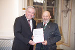 Gerald Andracher aus Schwanberg wurde mit dem Titel „Obermedizinalrat″ ausgezeichnet. © steiermark.at/Fischer; bei Quellenangabe honorarfrei