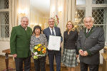 ORF-Landesdirektor a.D. Gerhard Draxler (M.) ist Träger des Josef Krainer-Heimatpreises 2019.