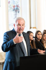 LH Schützenhöfer beim Neujahrsempfang in der Aula der Alten Universität.