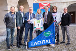 Christian Galler (Sportlicher Leiter für Snowboard im ÖSV), Karl Schmidhofer (Präsident Steirischer Skiverband), LH-Stv. Anton Lang, Marion Kreiner (Snowboard-Weltmeisterin 2009 und Olympia-Bronzemedaillengewinnerin 2010), LR Christopher Drexler, Matthäus Pink (ÖSV-C-Kader-Athlet) und Roland Horn (OK-Chef JWM-Parallel Lachtal) (v.l.) © steiermark.at/Streibl; bei Quellenangabe honorarfrei Christian Galler (Sportlicher Leiter für Snowboard im ÖSV), Karl Schmidhofer (Präsident Steirischer Skiverband), LH-Stv. Anton Lang, Marion Kreiner (Snowboard-Weltmeisterin 2009 und Olympia-Bronzemedaillengewinnerin 2010), LR Christopher Drexler, Matthäus Pink (ÖSV-C-Kader-Athlet) und Roland Horn (OK-Chef JWM-Parallel Lachtal) (v.l.)