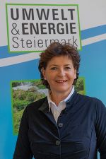 LR Ursula Lackner freut sich, dass der Klimaschutz-Unterricht noch innovativer wird.