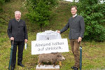 LH Hermann Schützenhöfer und Landesjägermeister Franz Mayr-Melnhof Saurau (v.l.) beim Spatenstich. LH Hermann Schützenhöfer und Landesjägermeister Franz Mayr-Melnhof Saurau (v.l.) beim Spatenstich.