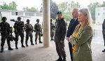 LH Schützenhöfer und BM Tanner beim Besuch der Kaserne Straß. © Fotos: Bundesheer/Carina Karlovits; Nutzung bei Quellenangabe honorarfrei