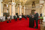In der Aula der Alten Unversität verlieh Landeshauptmann Hermann Schützenhöfer Große Ehrenzeichen und Goldene Ehrenzeichen des Landes Steiermark. © Land Steiermark/Foto Frankl; bei Quellenangabe honorarfrei