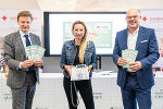Bernd Leinich, Geschäftsführer Gesundheitsfonds Steiermark; Gesundheitslandesrätin Juliane Bogner-Strauß; Josef Harb, Landesstellenausschuss-Vorsitzender ÖGK (v.l.) © Foto: Gesundheitsfonds Steiermark/Streibl; bei Quellenangabe honorarfrei Bernd Leinich, Geschäftsführer Gesundheitsfonds Steiermark; Gesundheitslandesrätin Juliane Bogner-Strauß; Josef Harb, Landesstellenausschuss-Vorsitzender ÖGK (v.l.)
