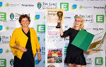 LR Ursula Lackner gratulierte Amelie Steiner (Maturaballkomitee der 8aw des BG/BRG Leibnitz) zum "Goldenen Ticket" für den internationalen Energy Globe Styria Award © Foto: Werner Krug; bei Quellenangabe honorarfrei LR Ursula Lackner gratulierte Amelie Steiner (Maturaballkomitee der 8aw des BG/BRG Leibnitz) zum "Goldenen Ticket" für den internationalen Energy Globe Styria Award