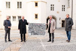 Bgm. Bernd Osprian, LH Hermann Schützenhöfer, LH-Stv. Anton Lang und Bgm. Erwin Dirnberger (v.l.) bekennen sich zum Neubau der B70. © Land Steiermark/Streibl; Nutzung bei Quellenangabe honorarfrei
