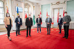 Die Veterinärreferenten der Bundesländer mit dem zuständigen Bundesminister. V.l.n.r.: LH-Stv. Astrid Eisenkopf (Bgld.), LR Josef Schwaiger (Sbg.), LR Hans Seitinger (Stmk.), BM Wolfgang Mückstein, LR Maximilian Hiegelsberger (OÖ), StR Jürgen Czernohorszky (W), LR Martin Gruber (Ktn.) © Fotos: Land Steiermark/Streibl; Nutzung bei Quellenangabe honorarfrei