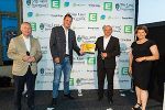 Die KAGes gewann mit ihrem Projekt das Goldene Ticket des Energy Globe STYRIA AWARD 2021: Christian Purrer (Energie Steiermark), Christian Sixt und Rudolf Elsenwenger (KAGes) und Ursula Lackner (v.l.) © Foto: Werner Krug; bei Quellenangabe honorarfrei