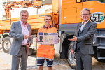 LH-Stv. Anton Lang und LR Christopher Drexler unterstützen die Lehrlinge des STED © Fotos: Land Steiermark/Streibl; Nutzung bei Quellenangabe honorarfrei
