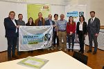 Bgm. Herbert Mießl (l.) mit Mitgliedern der Fairtrade-Arbeitsgruppe.