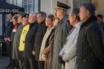 Vertreterinnen und Vertreter der Einsatzorganisationen fanden sich auf Einladung von LH Hermann Schützenhöfer zur Flaggenparade in Graz ein.