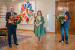 LH Hermann Schützenhöfer, Blumenkönigin Julia II. und LH-Stv. Anton Lang (v.r.) beim Valentinsempfang in der Grazer Burg. © Foto: Land Steiermark/Binder; bei Quellenangabe honorarfrei