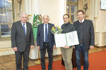 Didac Carmona-Gutierrez (Molekularbiologie) wurde LH von Hermann Schützenhöfer und Gerald Schöpfer mit dem Josef Krainer-Würdigungspreis ausgezeichnet.