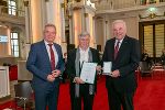 LH-Stv. Anton Lang, Wolfdieter Dreibholz, LH Hermann Schützenhöfer (v.l) © LandSteiermark/ Robert Frankl, bei Quellenangabe honorarfrei LH-Stv. Anton Lang, Wolfdieter Dreibholz, LH Hermann Schützenhöfer (v.l)