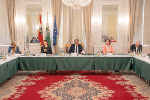 Seitens der Landesregierung nahmen die Regierungsmitglieder Juliane Bogner-Strauß, Doris Kampus, Christopher Drexler, Barbara Eibinger-Miedl und Johann Seitinger (v.l.) teil. Seitens der Landesregierung nahmen die Regierungsmitglieder Juliane Bogner-Strauß, Doris Kampus, Christopher Drexler, Barbara Eibinger-Miedl und Johann Seitinger (v.l.) teil.