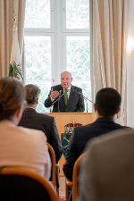 LH Hermann Schützenhöfer lud zum Empfang für die Mitglieder des Forums christlicher Kirchen in der Steiermark. LH Hermann Schützenhöfer lud zum Empfang für die Mitglieder des Forums christlicher Kirchen in der Steiermark.
