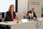 LR Barbara Eibinger-Miedl und Staatssekretär Florian Tursky präsentierten im Medienzentrum Steiermark die neusten Investitionen in den Breitbandausbau. © Land Steiermark/Robert Binder; Verwendung bei Quellenangabe honorarfrei LR Barbara Eibinger-Miedl und Staatssekretär Florian Tursky präsentierten im Medienzentrum Steiermark die neusten Investitionen in den Breitbandausbau.