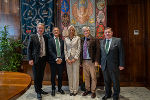 LH Christopher Drexler, Vizerektor Giuseppe Ciccarone, Vizerektorin Maria Sabrina Sarto, Vizerektor Bruno Botta und LR Werner Amon in der Universität Sapienza di Roma. © STG/ Streibl LH Christopher Drexler, Vizerektor Giuseppe Ciccarone, Vizerektorin Maria Sabrina Sarto, Vizerektor Bruno Botta und LR Werner Amon in der Universität Sapienza di Roma.