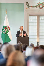 Neujahrsempfang: Landeshauptmann Christopher Drexler konnte mehr als 100 Gäste in der Aula der Alten Universität begrüßen. 